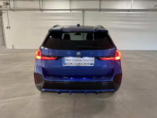 BMW X1 view 3
