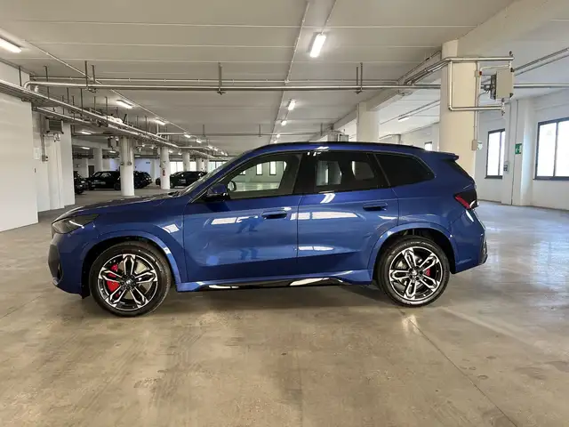 BMW X1 view 5