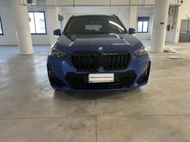 BMW X1 view 2