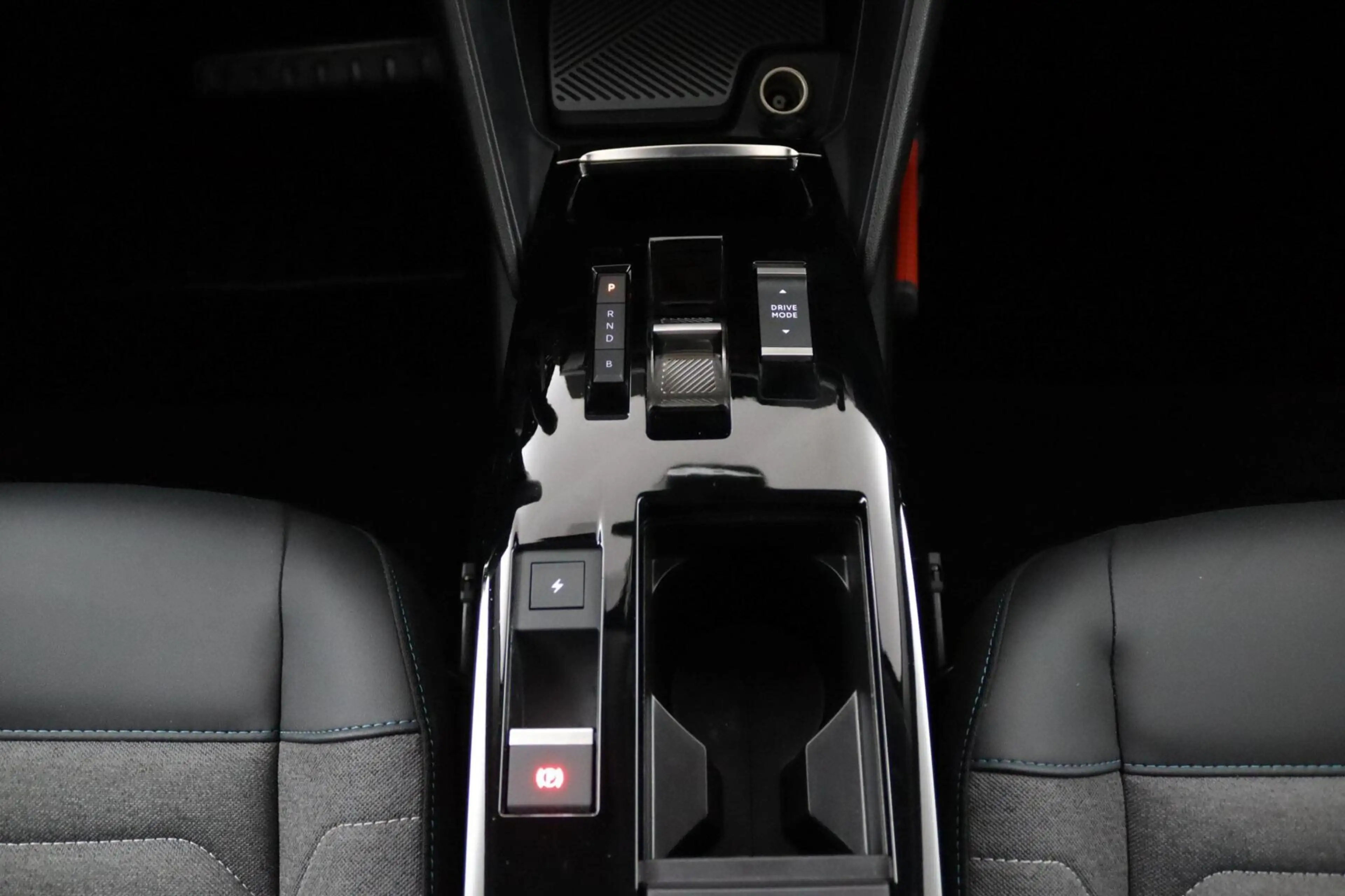 Citroen E-C4 Electric You 50 kWh — photo 24