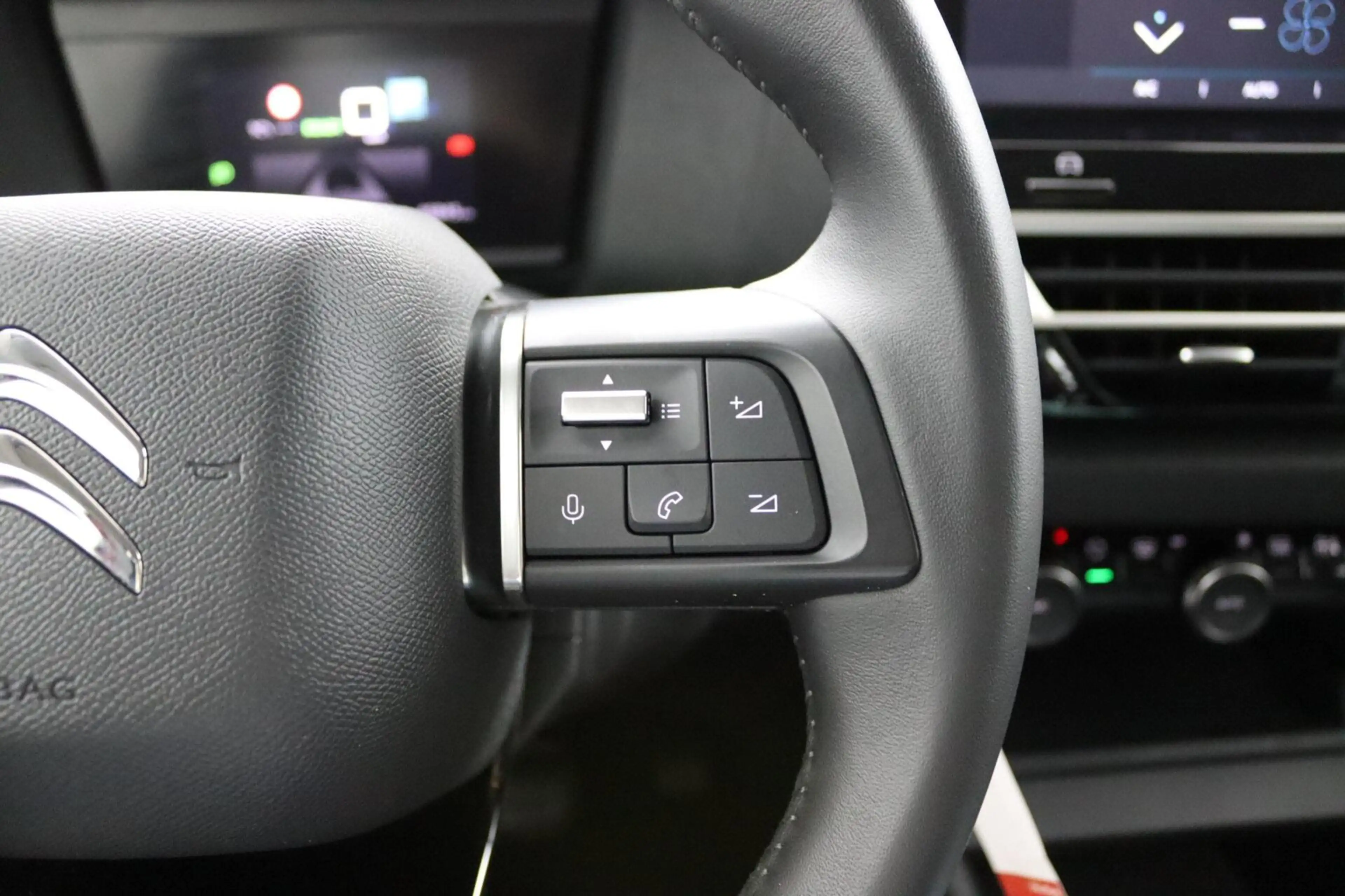 Citroen E-C4 Electric You 50 kWh — photo 18