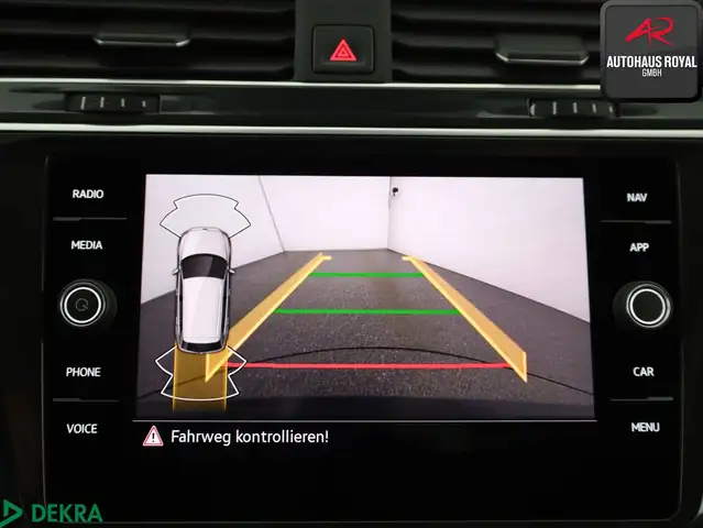 Volkswagen Tiguan view 19