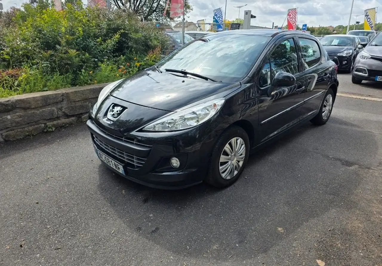 Peugeot 207 1.6L hdi 90ch 5portes