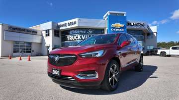 Essence Essence AWD // Sun & Navigation Pkg // Sport Touring Edition // Tow Pkg // 3.6L // 3rd Row // Premium Sound