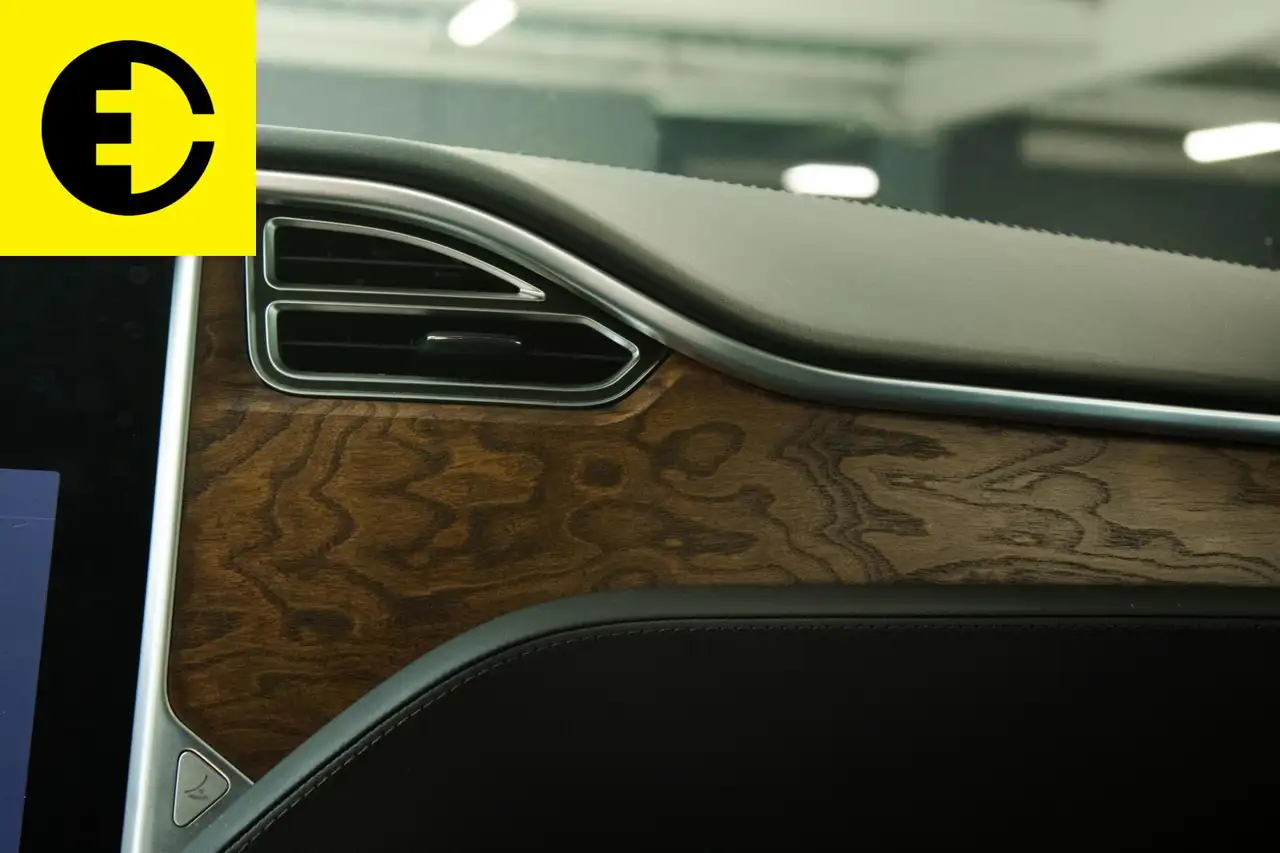 TESLA MODEL X 90D 428CH - SUPERCHARGE GRATUITE - CAMÉRA 360 - SELLERIE CUIR