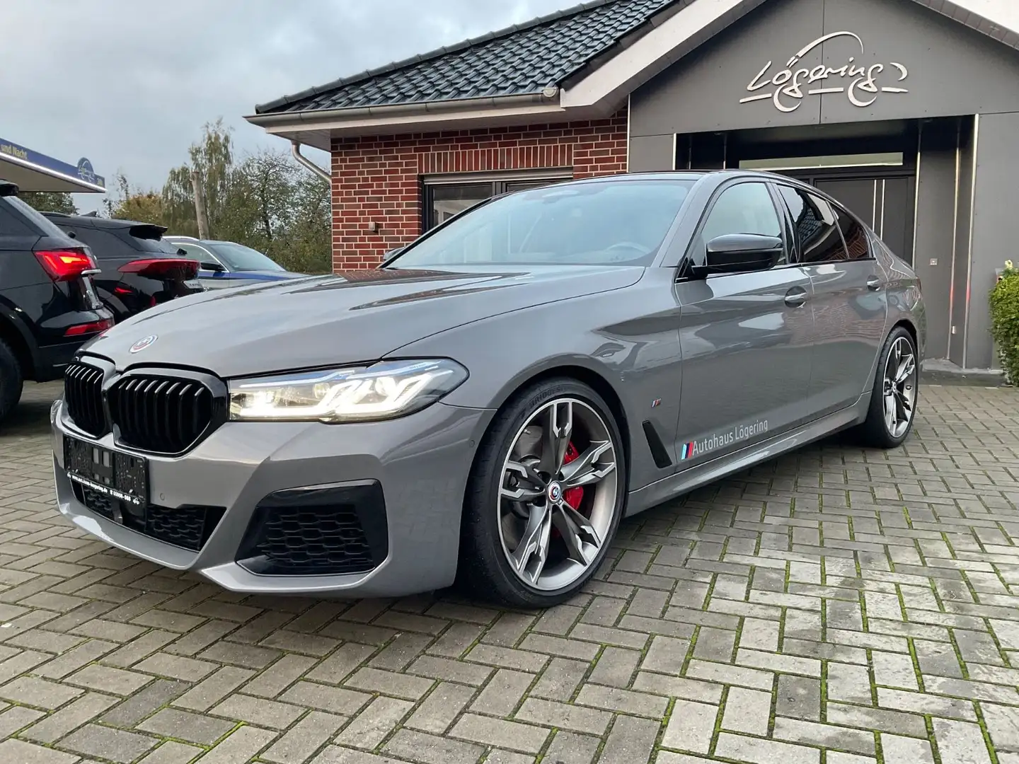 BMW 550 i xDrive Limo,Garantie,Kamera,Carplay,HK Grau - 1