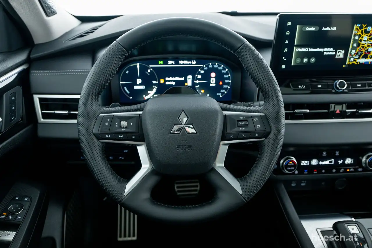 Mitsubishi Outlander 2026 — фото 6