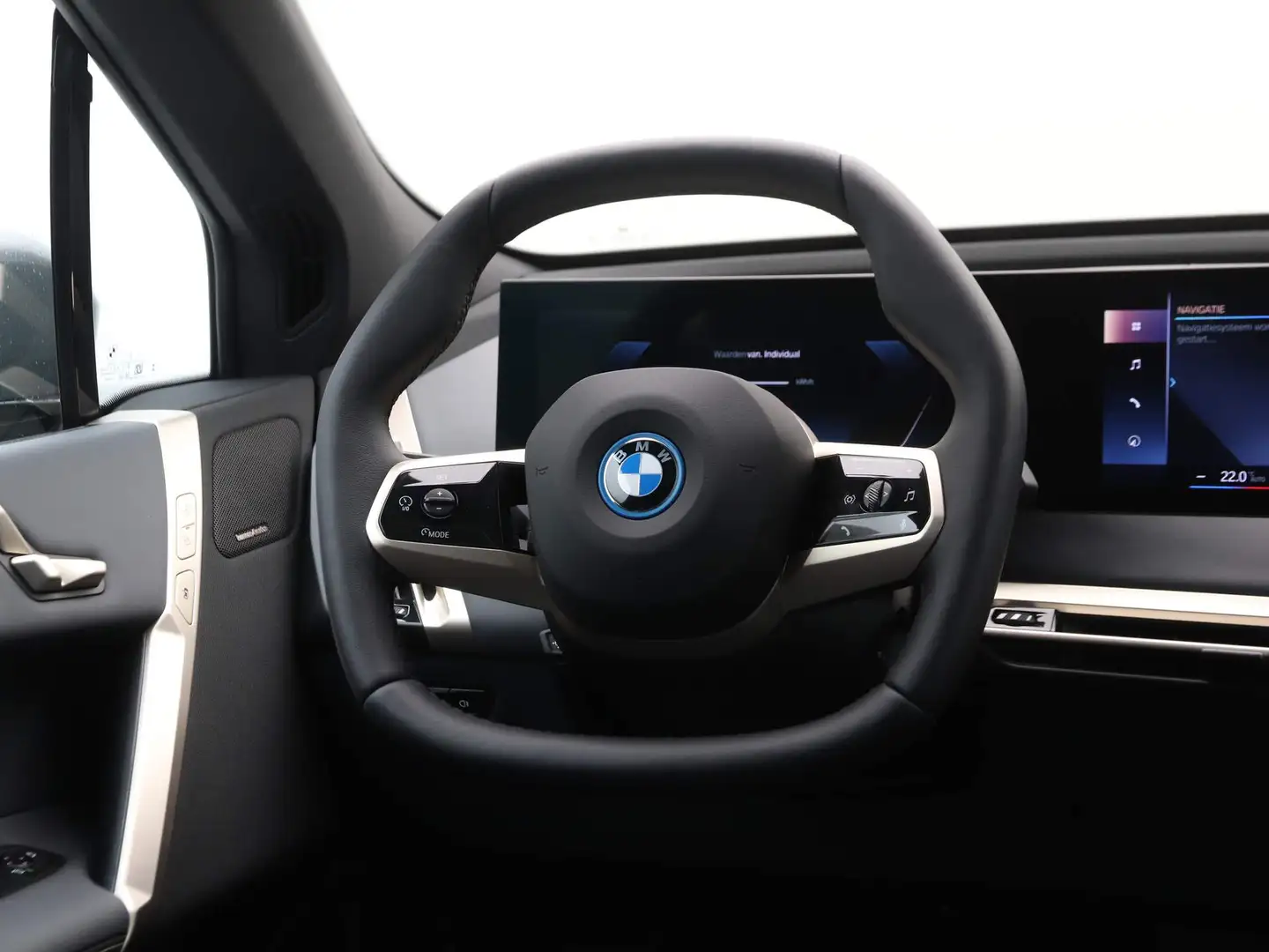 BMW iX xDrive 50 Business Edition Plus 112 kWh Gris - 2