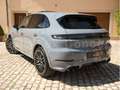 Porsche Cayenne Turbo E-Hybrid SportDesign/HUD/Sitzbelüftung/AHK Grijs - thumbnail 4