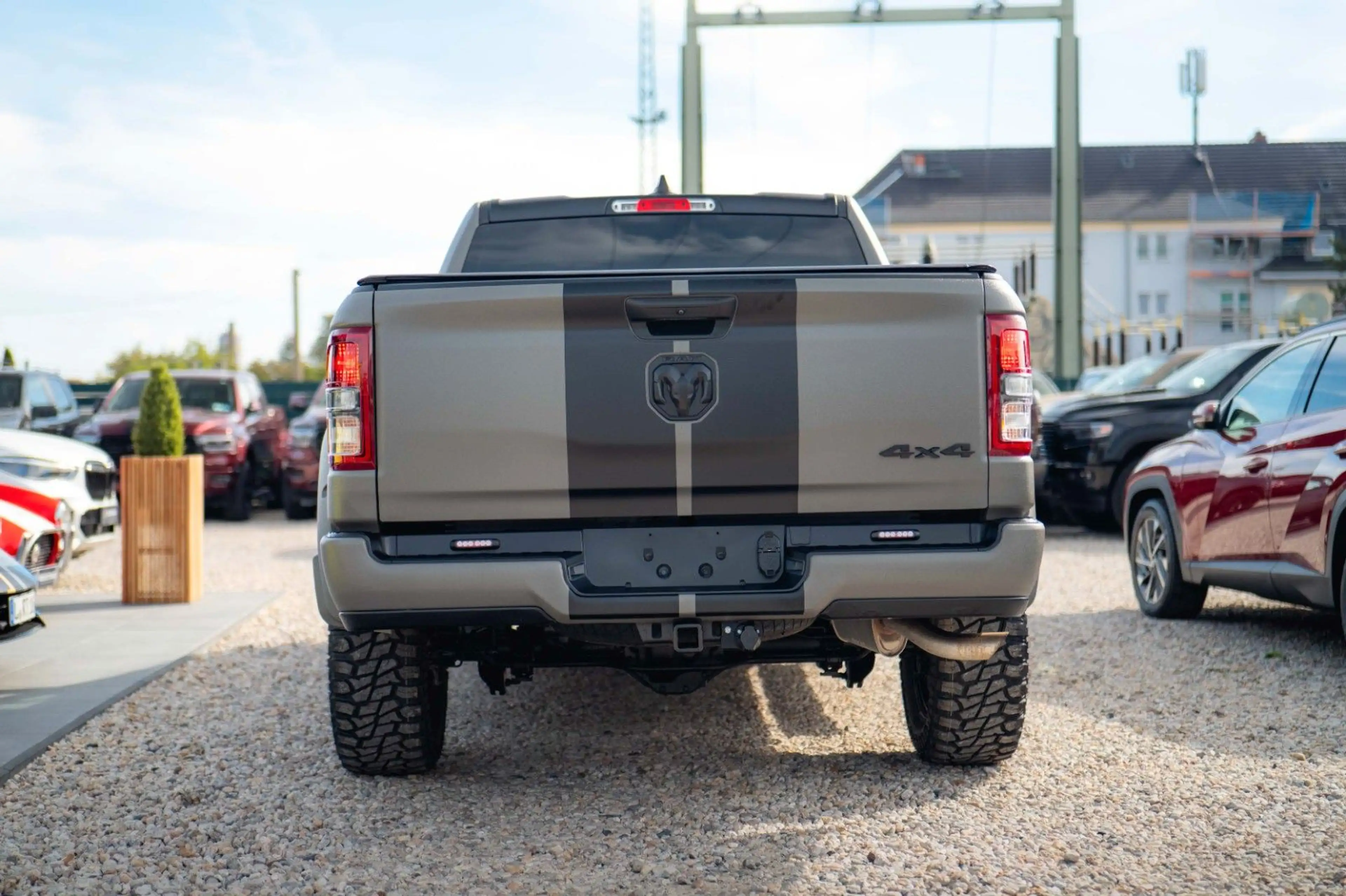 Dodge RAM 5.7 V8 HEMI 4x4 OFFROAD RAPTOR Style 19% VAT — photo 6