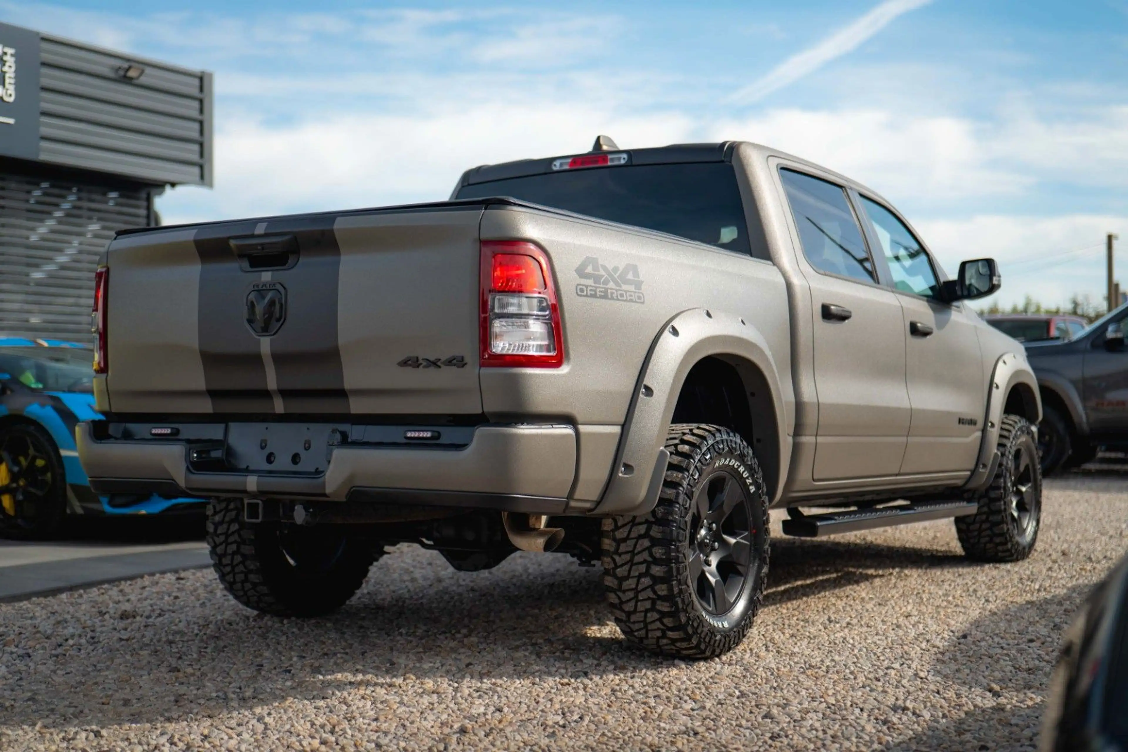 Dodge RAM 5.7 V8 HEMI 4x4 OFFROAD RAPTOR Style 19% VAT — photo 5