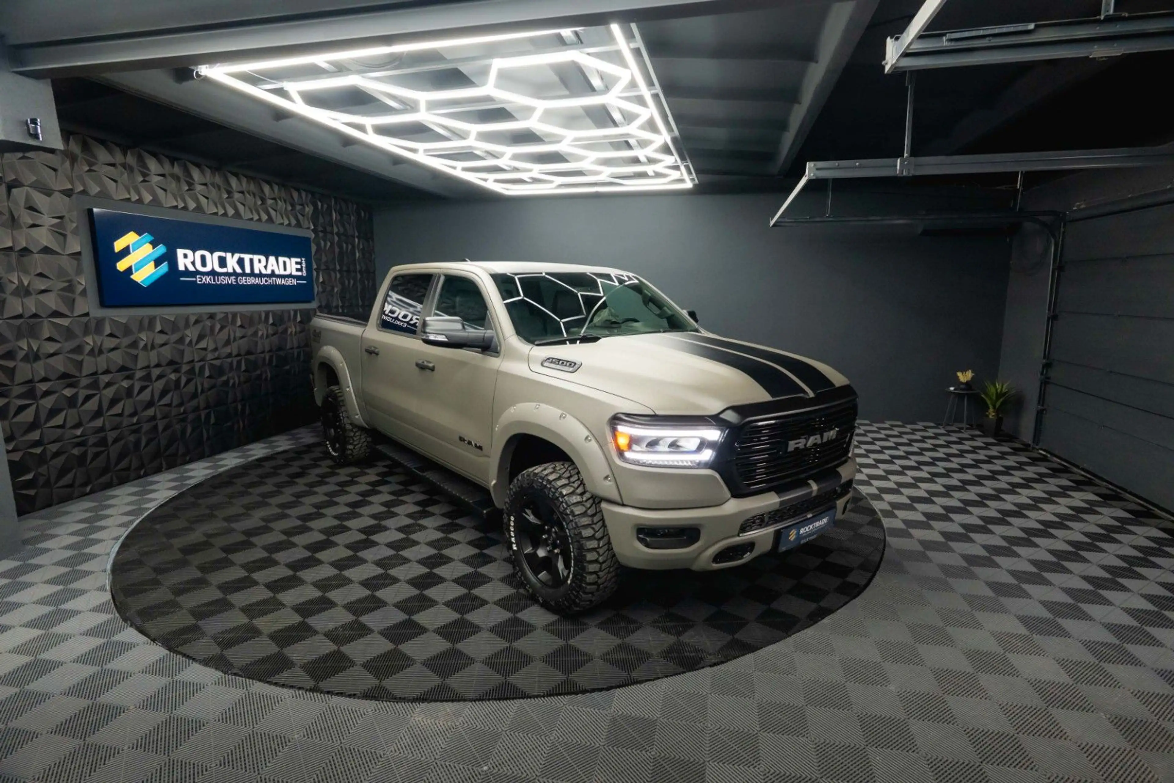 Dodge RAM 5.7 V8 HEMI 4x4 OFFROAD RAPTOR Style 19% VAT — photo 14