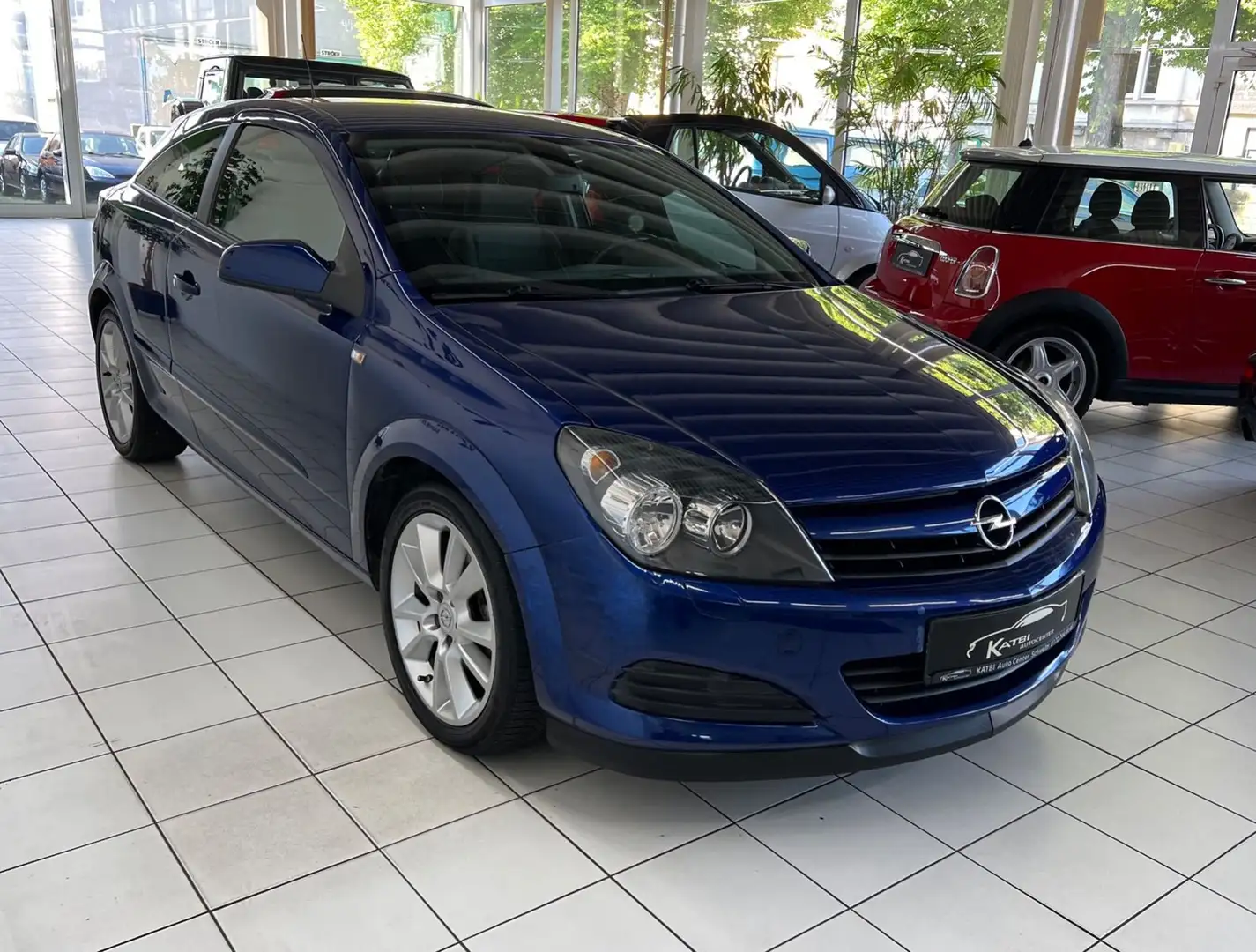 Opel Astra H 1.6 GTC Edition HU 07.2026 Blau - 2
