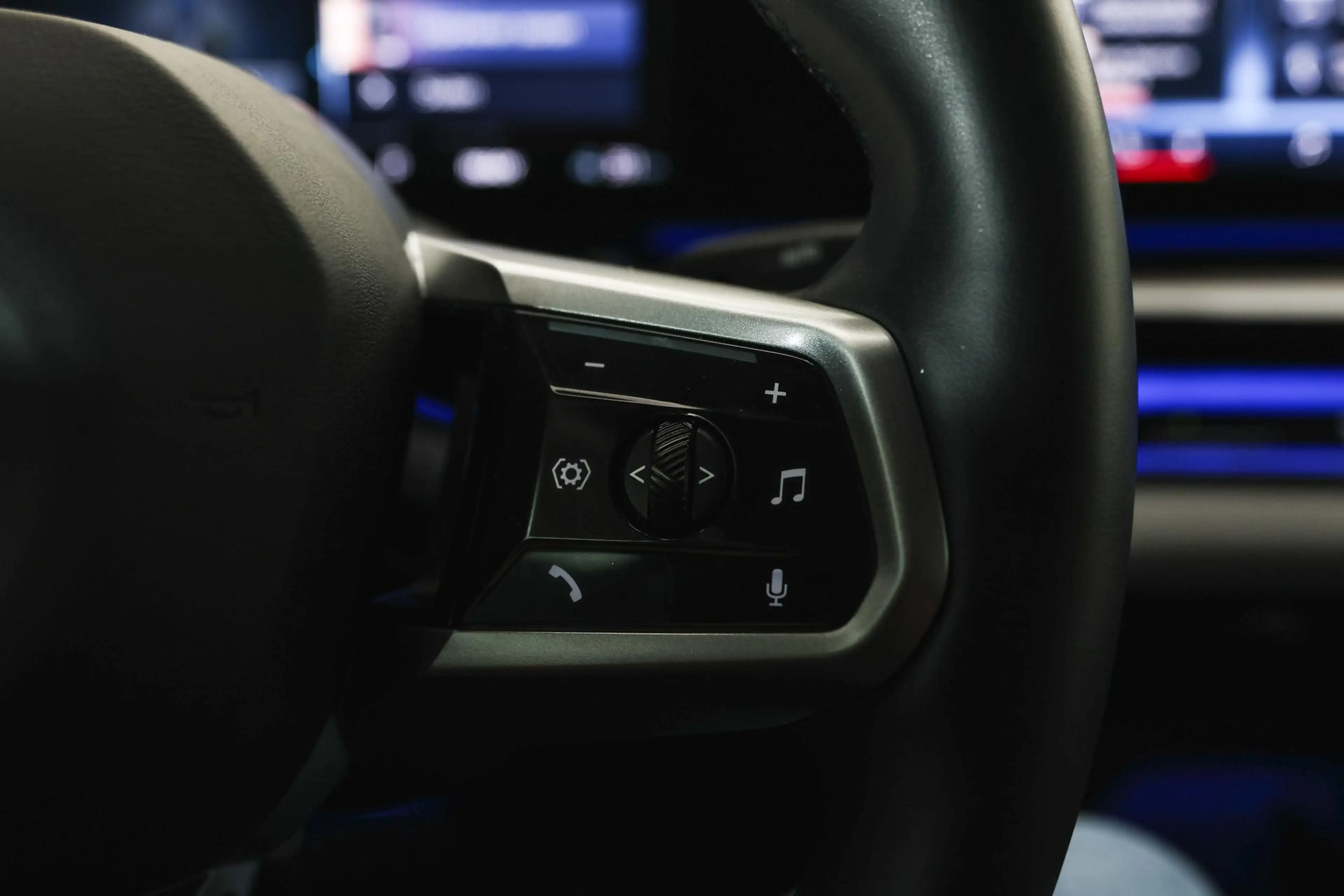 BMW i5 Touring eDrive40 M Sport / Comfort Access / Adapti — photo 14