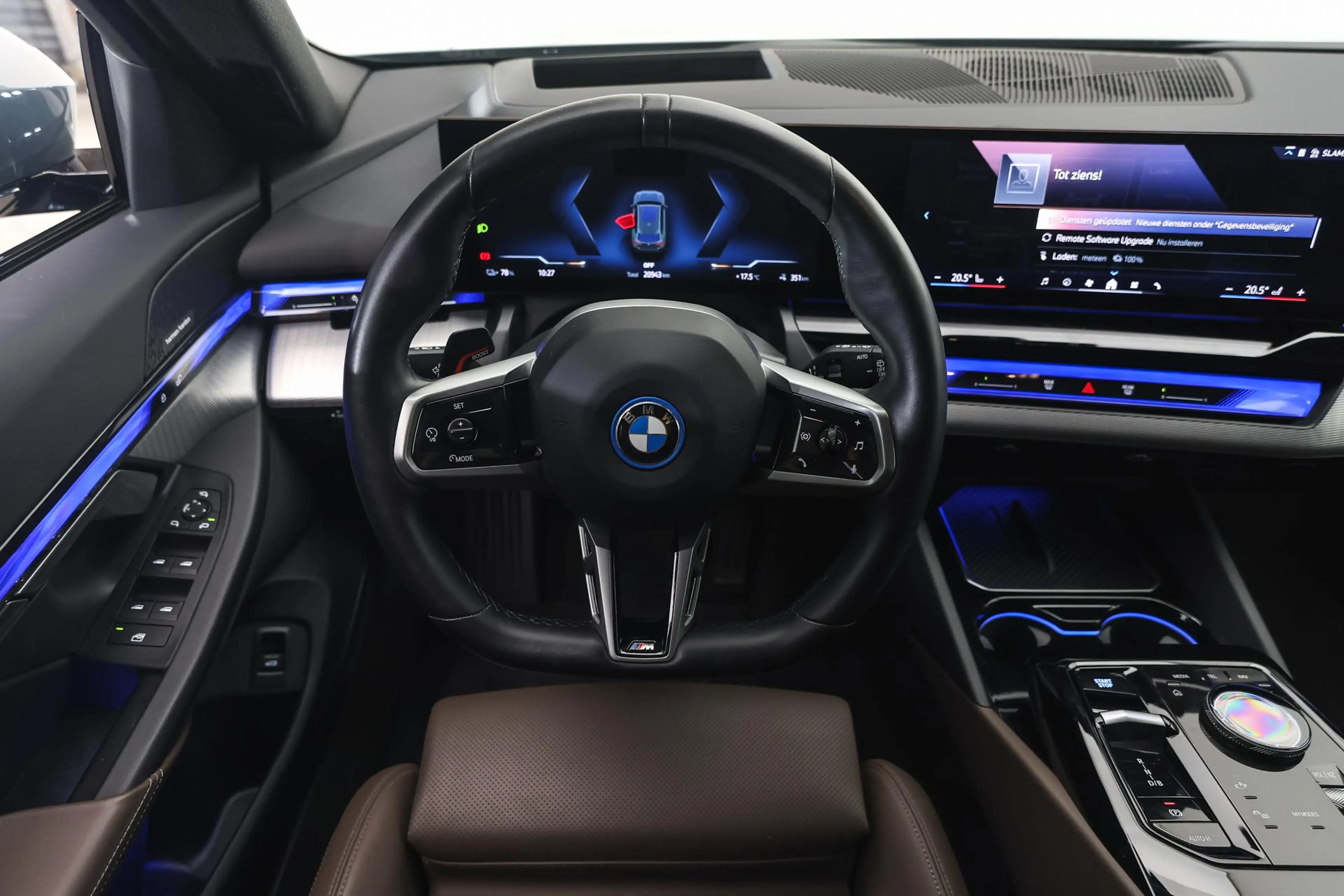 BMW i5 Touring eDrive40 M Sport / Comfort Access / Adapti — photo 3