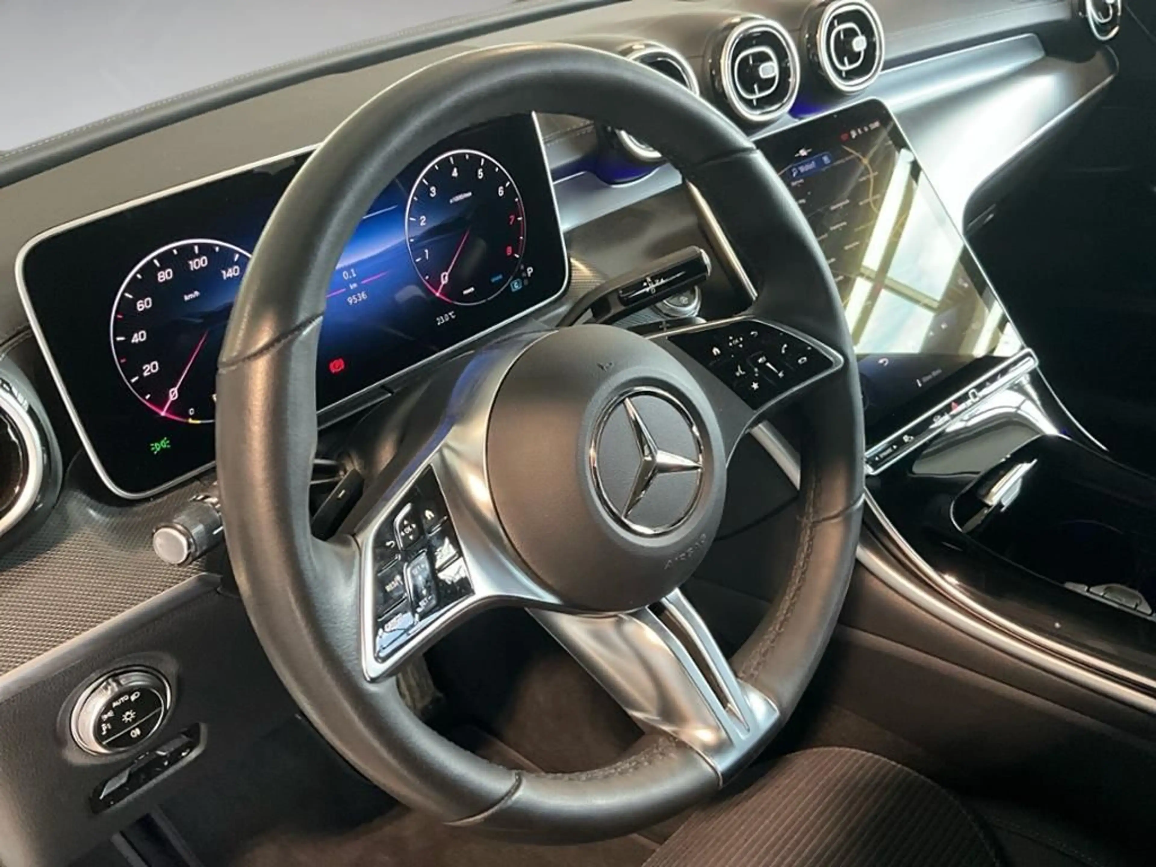 Mercedes-Benz C 180 T Avantgarde AHK AUT Kam. KeyLess KlimaA — photo 5