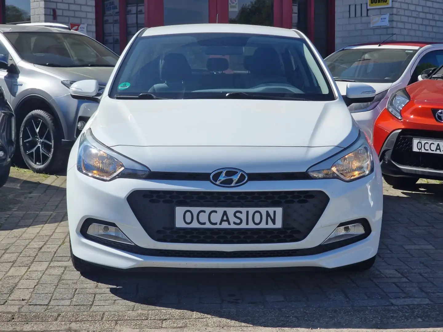 Hyundai i20 i20 1.2 LP i-Drive Cool | 12mnd Garantie! | Rijkla Wit - 2