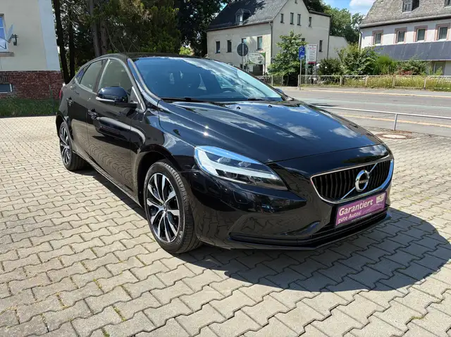 Volvo V40 Momentum / Navigation / LED / AHK