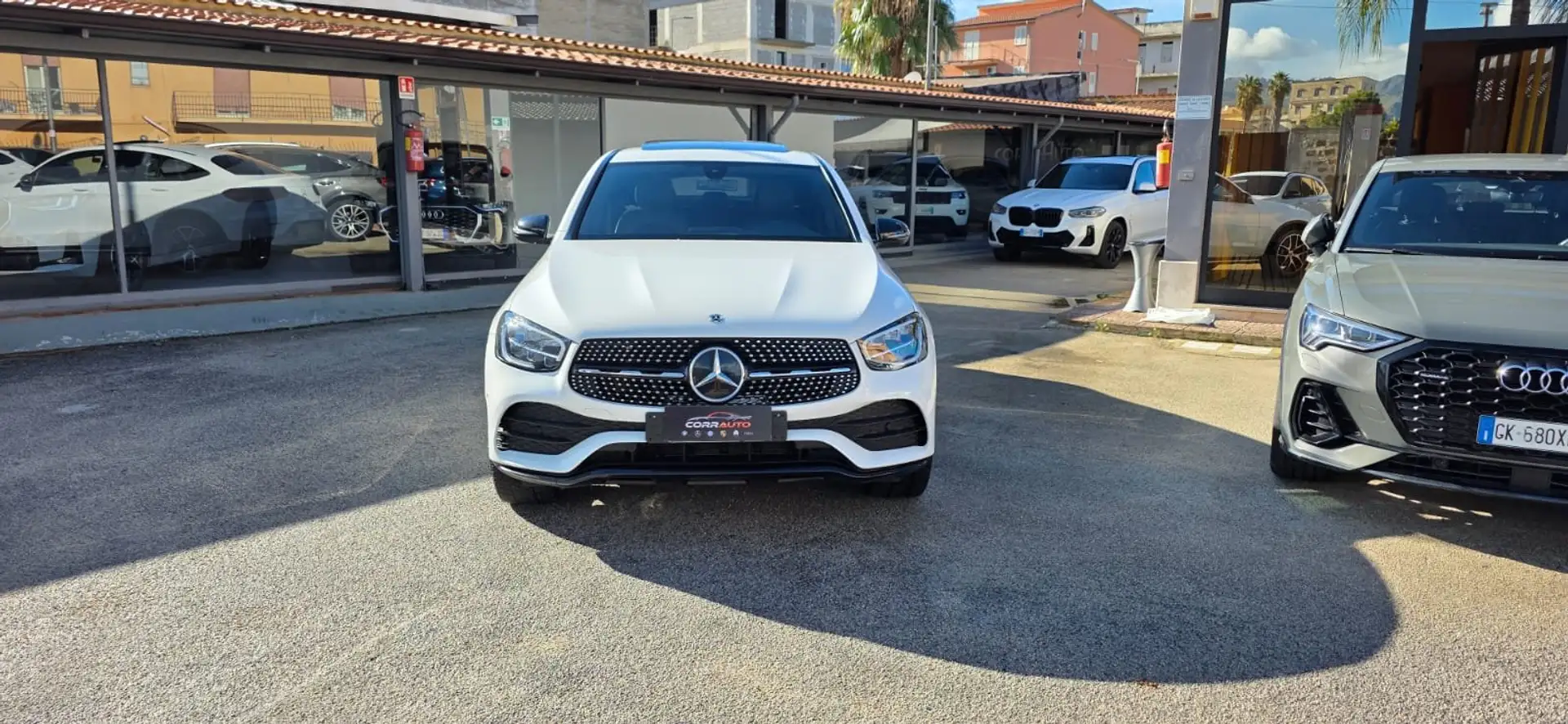 Mercedes-Benz GLC 300 de 4Matic Plug-in Hybrid coupe Premium tettuccio Bianco - 2