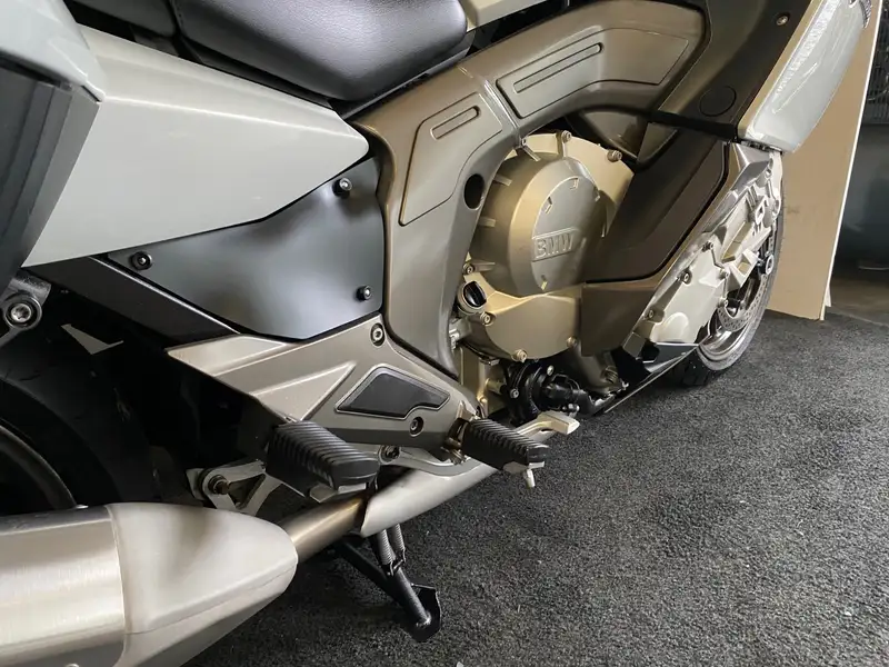 BMW K 1600 GT - foto 8