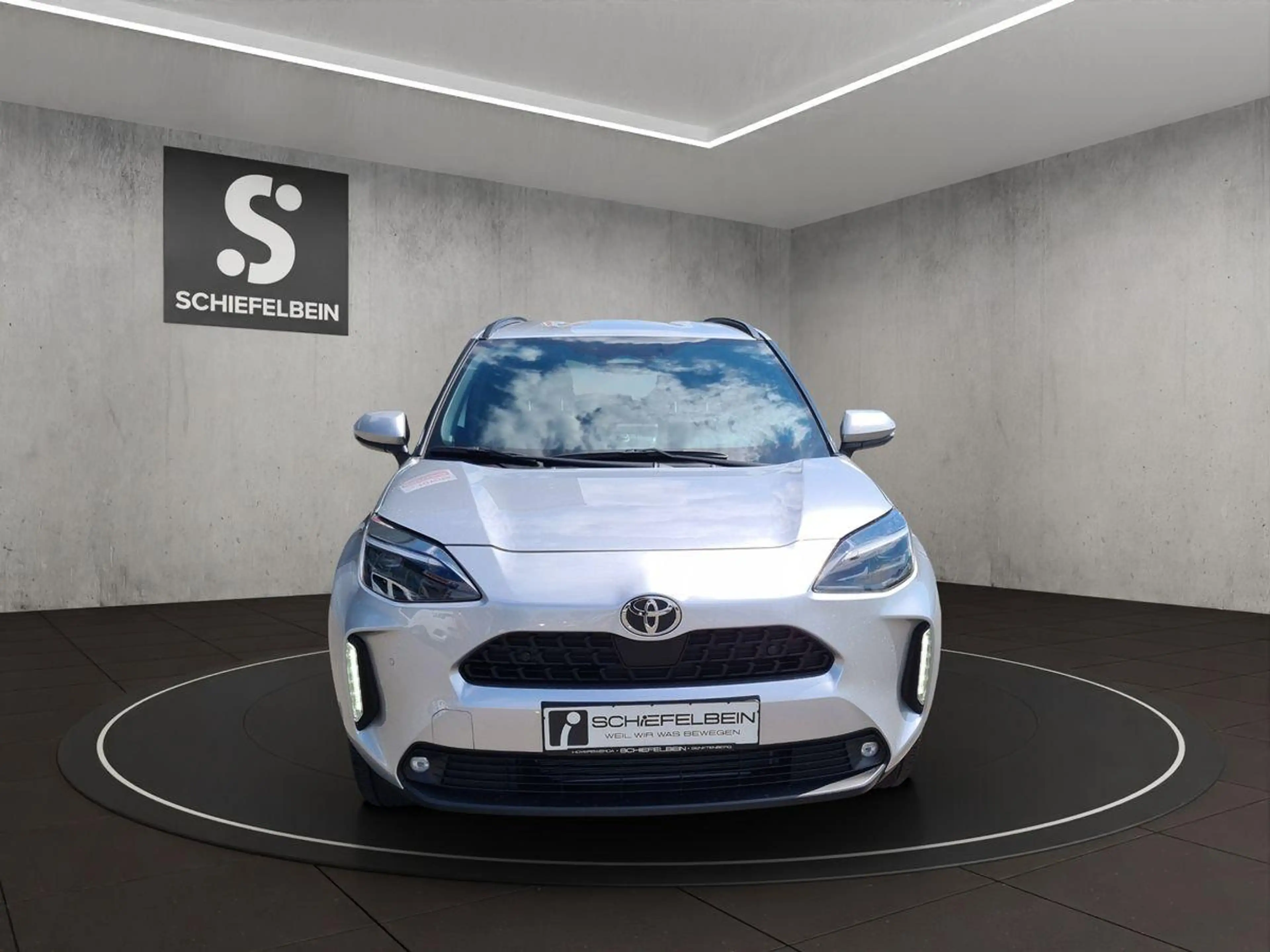 Toyota Yaris Cross Teamplayer AHK+Allwetter+EPH+SHZ uvm. — photo 4