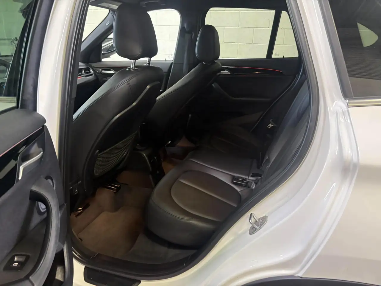 BMW X1 снимка BMW X1