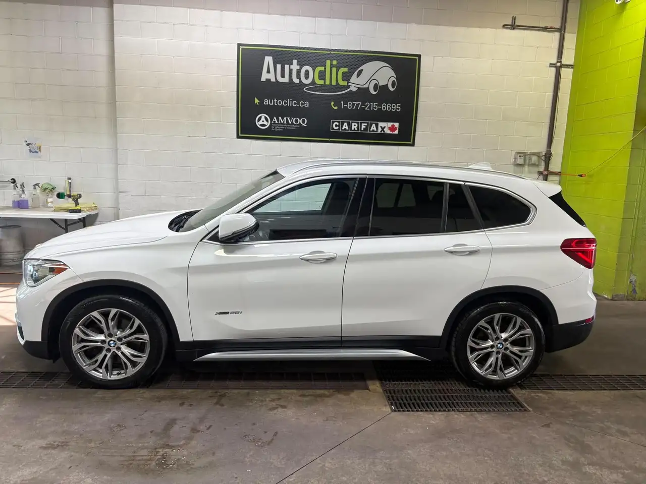 BMW X1 снимка BMW X1