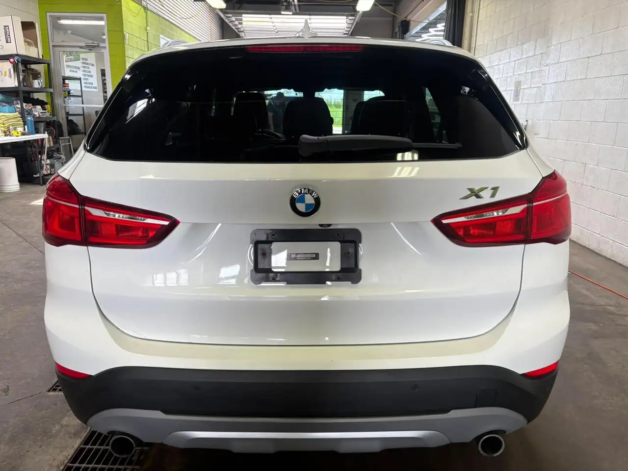 BMW X1 снимка BMW X1