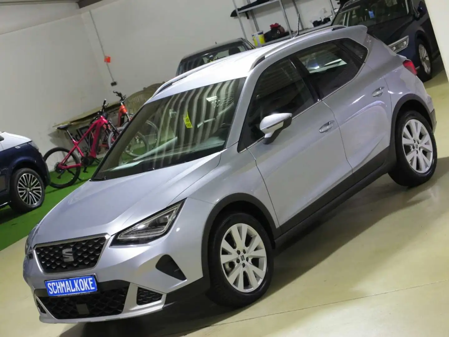SEAT Arona 1.0 TSI OPF Xperience Navi DAB LED LM17 Argent - 2