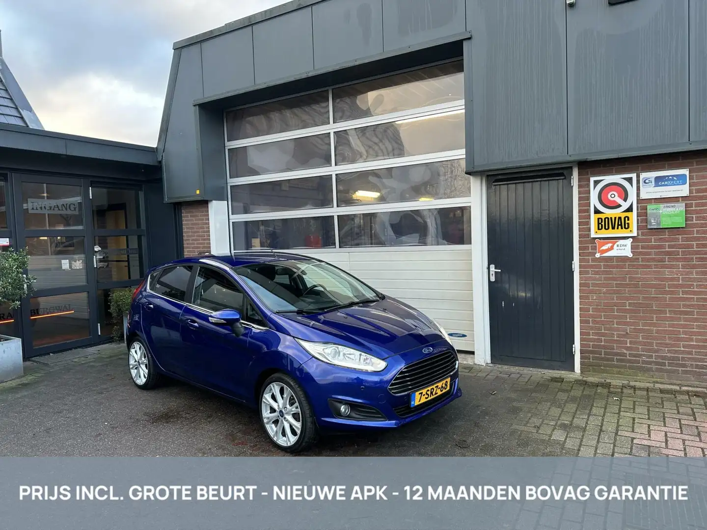 Ford Fiesta 1.0 Ecob. Titanium AUTOMAAT *ALL-IN PRIJS* Blauw - 1