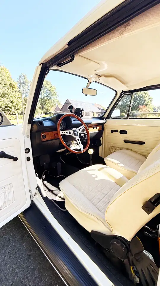 Volkswagen Käfer Cabriolet limitierte Serie Triple White, foto 11