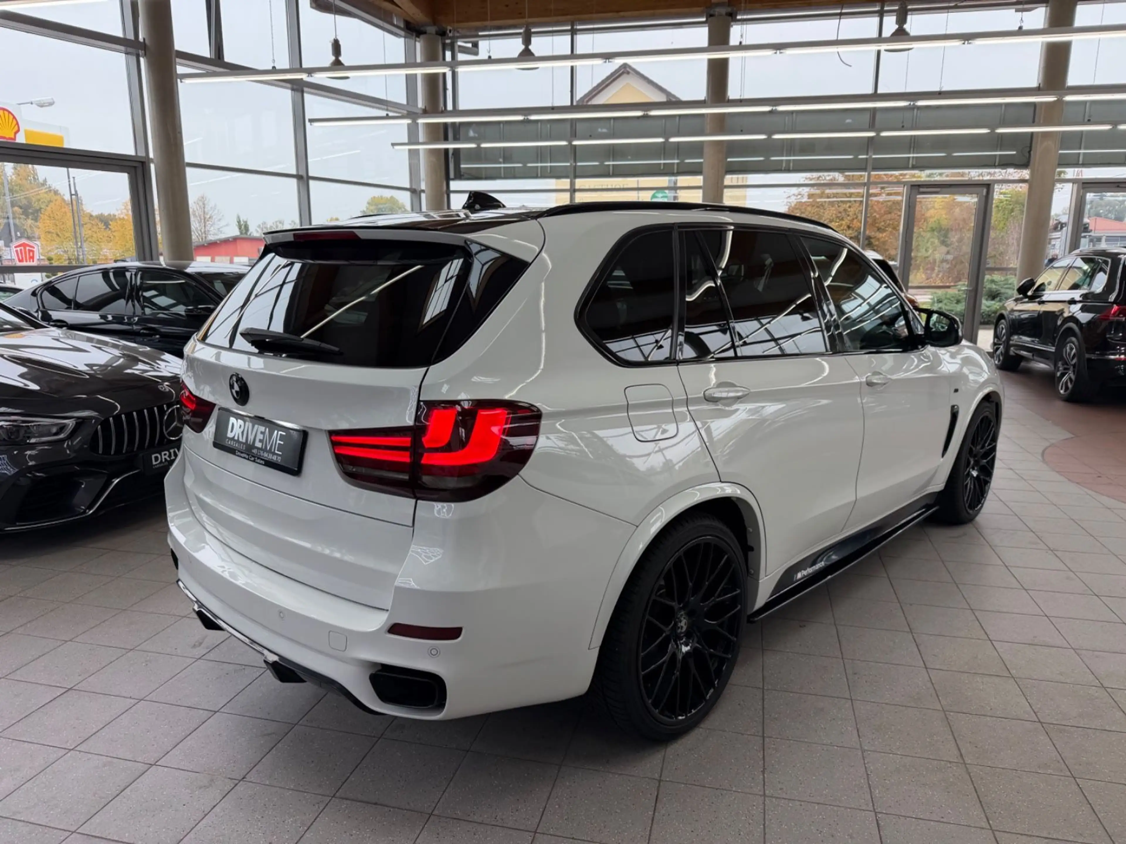 BMW X5 xDrive 30 d M-Sport LED Virtual ACC KAM HUD — photo 8