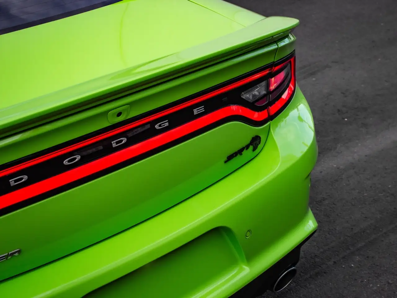 Dodge Charger 2023 — фото 12
