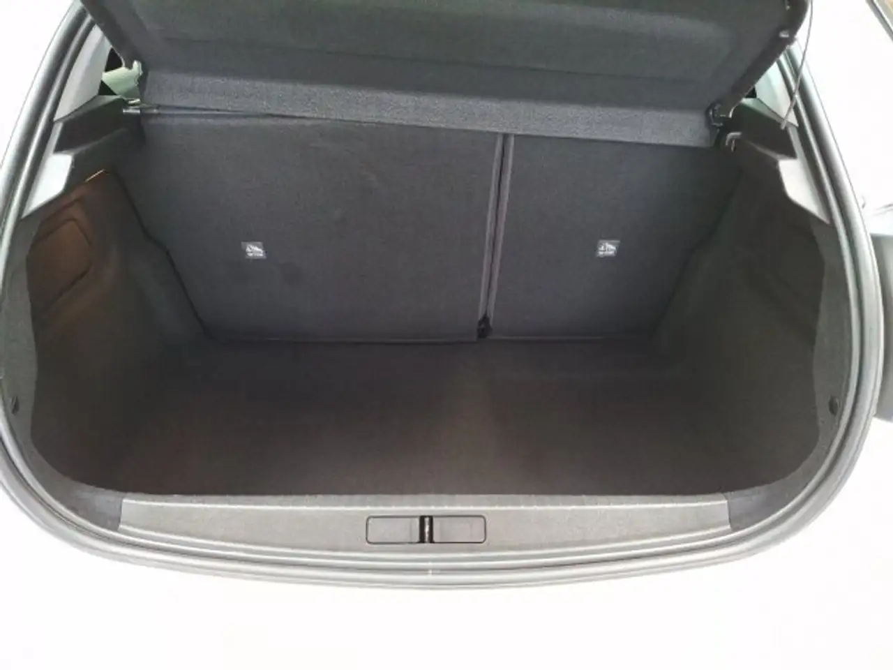 Opel Corsa F 1.2 Elegance Klimaautomatik Sitzheizung, миниатюра 11