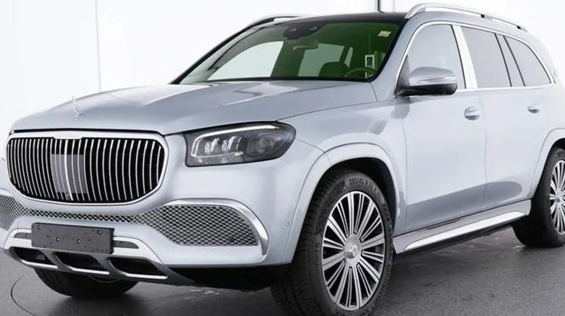 Mercedes-Benz GLS 600 Mercedes-Maybach 4MATIC Gümüş rengi - 2