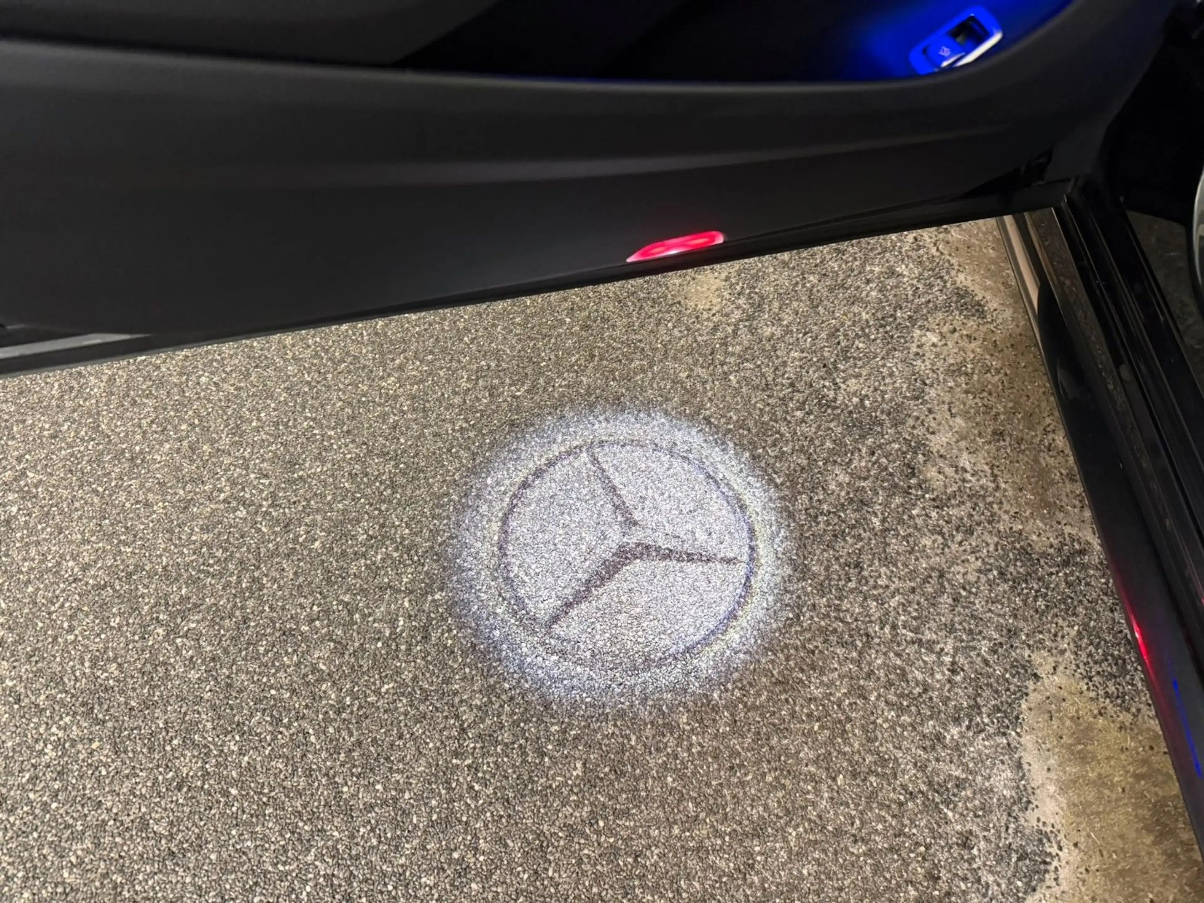 Mercedes-Benz S 400 S400d 4M Lang AMG Line SITZK*3xTV*PANO*BEAM*BURM — photo 14