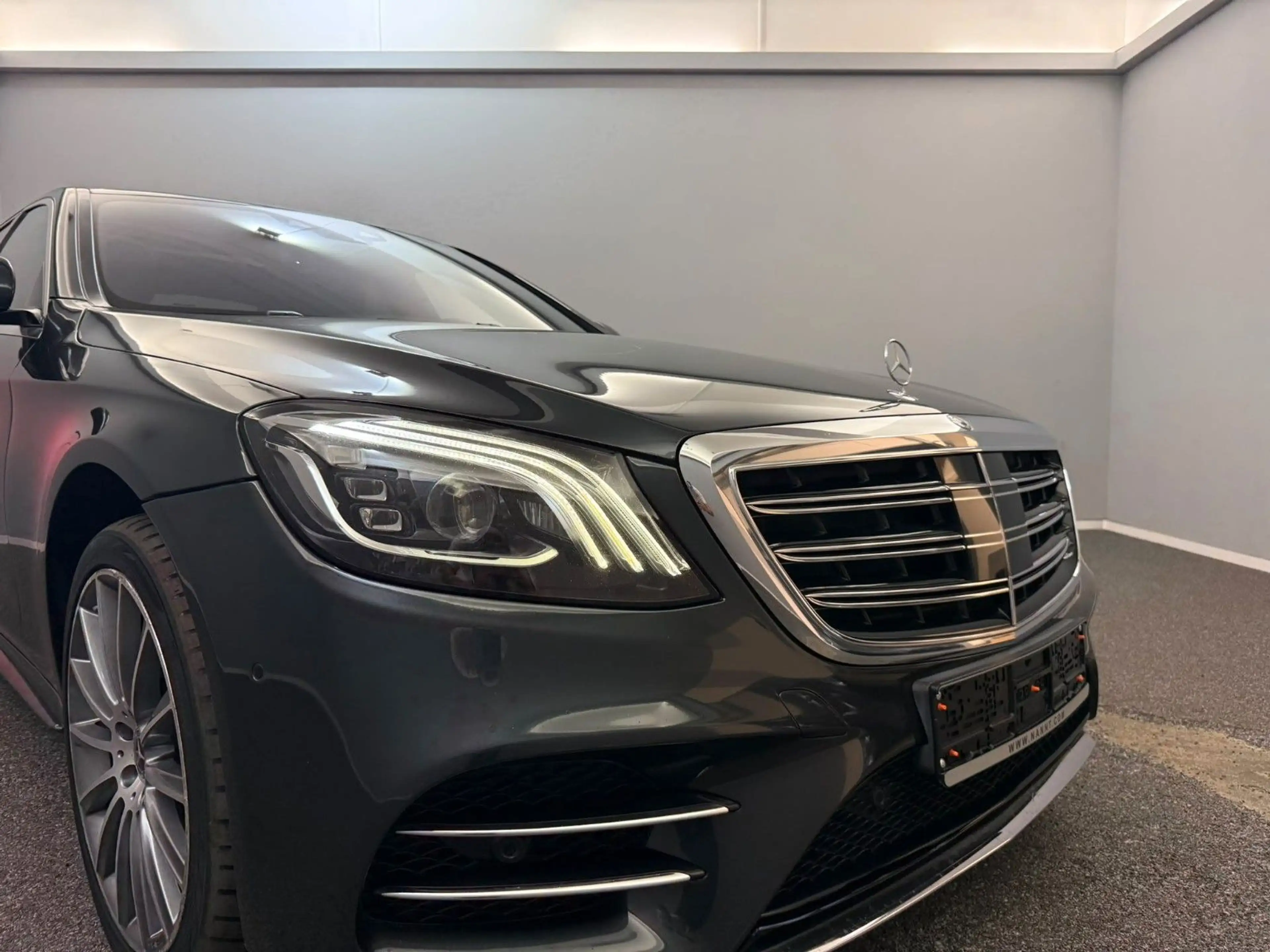 Mercedes-Benz S 400 S400d 4M Lang AMG Line SITZK*3xTV*PANO*BEAM*BURM — photo 4