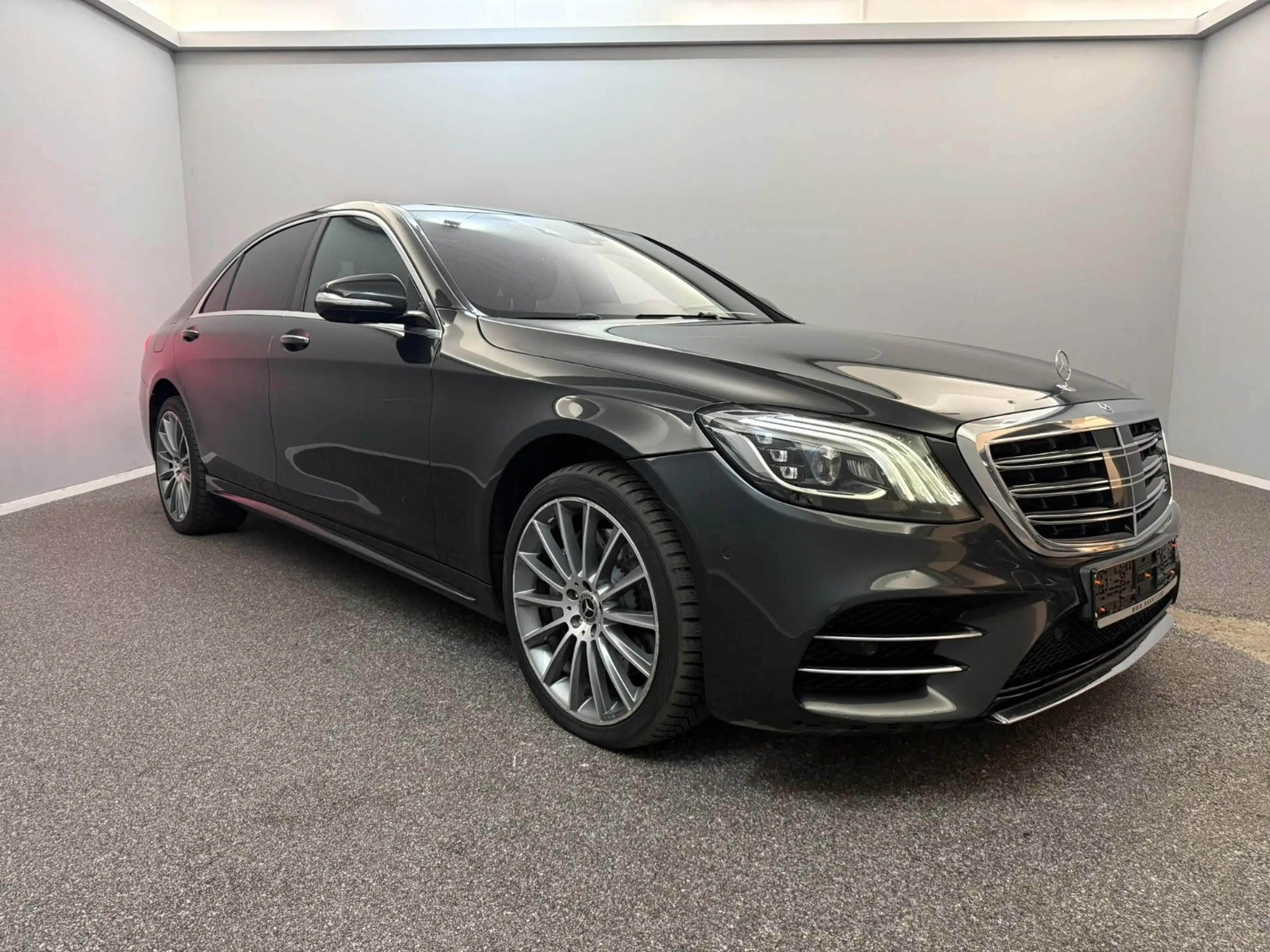 Mercedes-Benz S 400 S400d 4M Lang AMG Line SITZK*3xTV*PANO*BEAM*BURM — photo 3