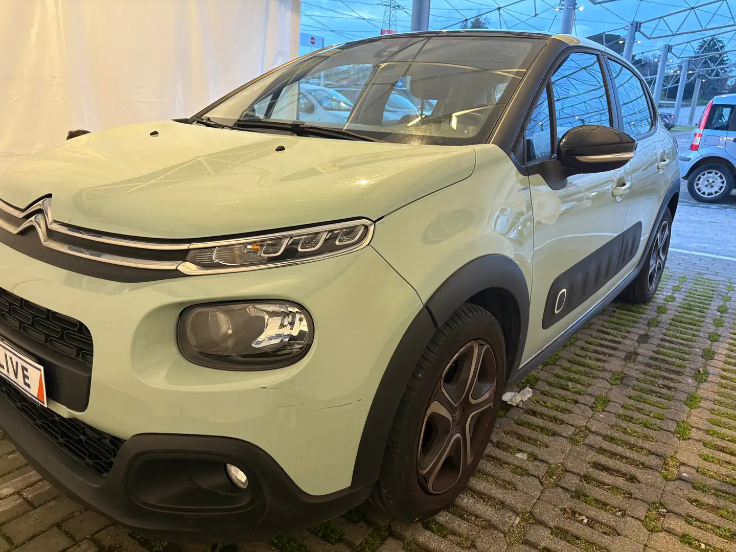 Citroen C3 C3 III 2017 1.6 bluehdi Feel  tetto panoramico Beige - 1