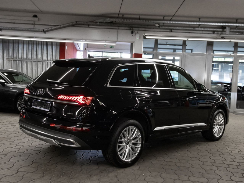 Audi Q7 45 TDI quattro S line Pano Keyless Navi 20'' — photo 6