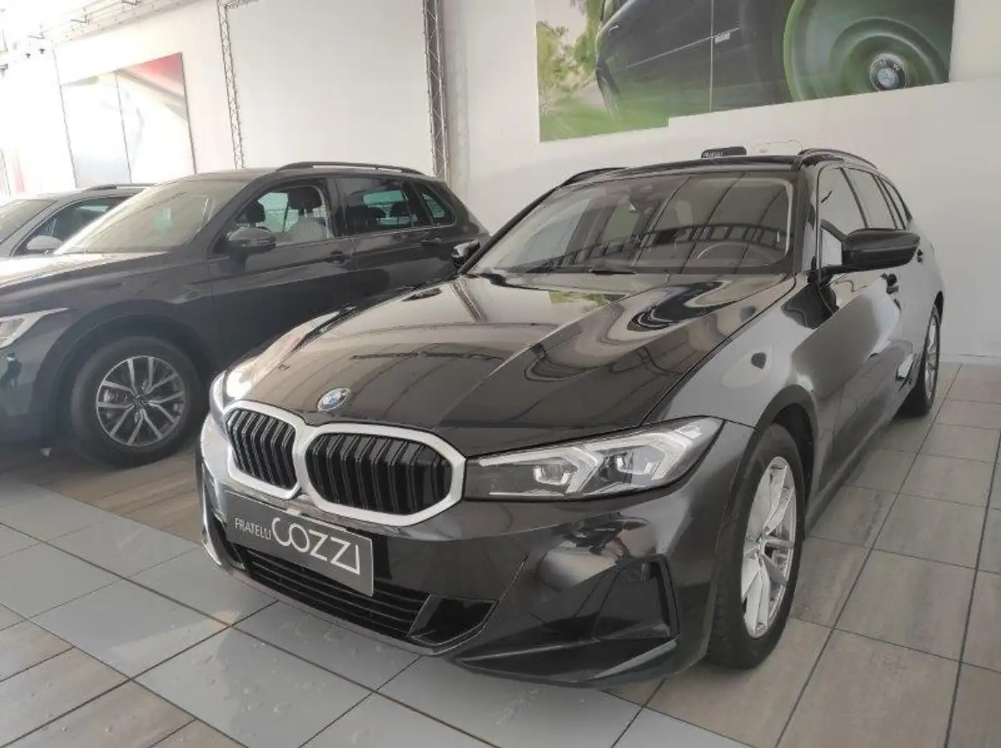 BMW 318 Serie 3(G20/1-80/1) - 318d 48V Touring Schwarz - 2