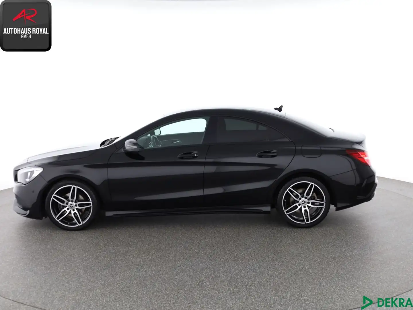 Mercedes-Benz CLA 200 CLA 200 Coupe AMG NIGHT,KAMERA,PARKLENKASSIST crna - 2