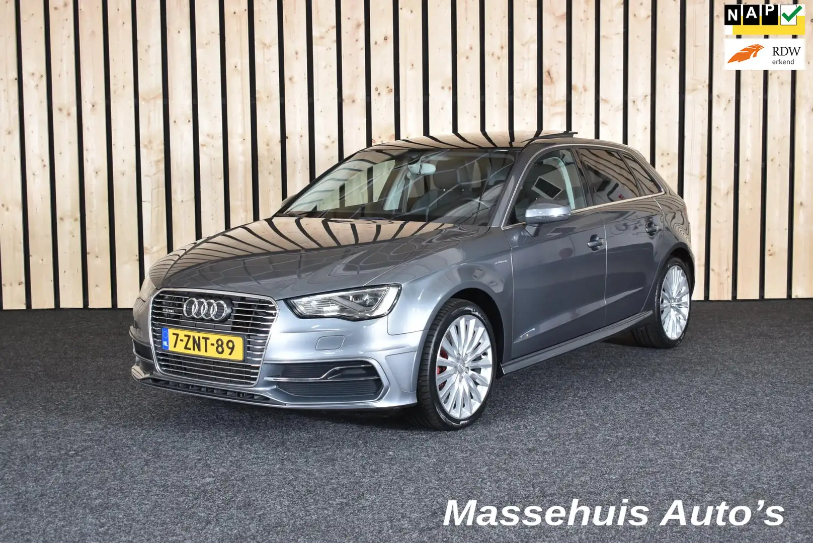 Audi A3 Sportback 1.4 e-tron PHEV Ambition Pro Line Plus 1 Gris - 1