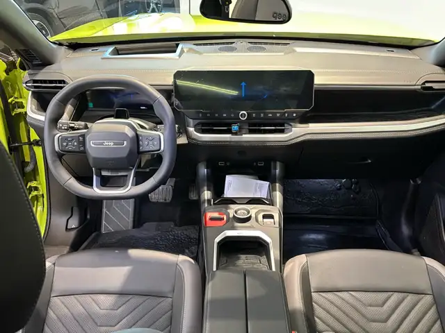 Jeep Compass view 11