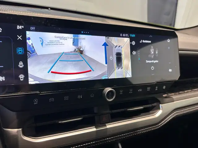 Jeep Compass view 14