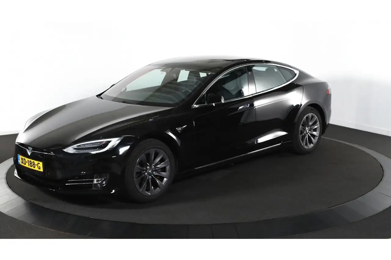 Tesla Model S 75D Base