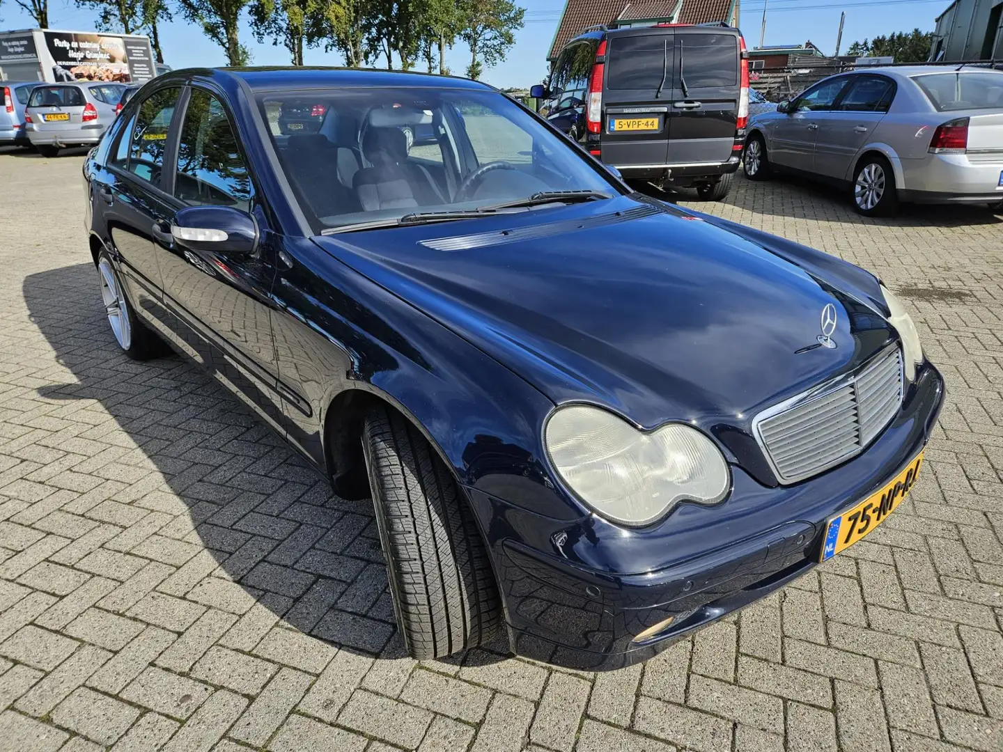 Mercedes-Benz C 180 K. Classic Sedan 2004. Airco/Cruise/Lichtmetaal/Mi Blau - 2