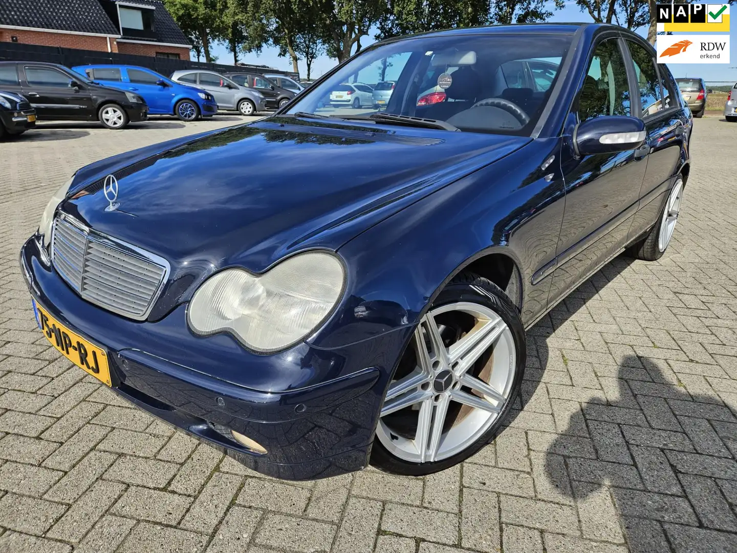 Mercedes-Benz C 180 K. Classic Sedan 2004. Airco/Cruise/Lichtmetaal/Mi Bleu - 1