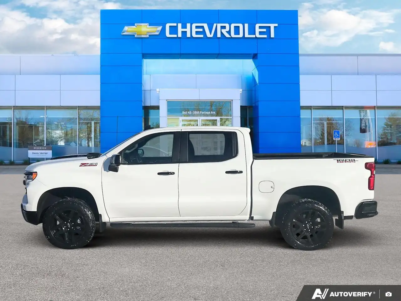 Chevrolet Silverado 1500 снимка Chevrolet Silverado 1500