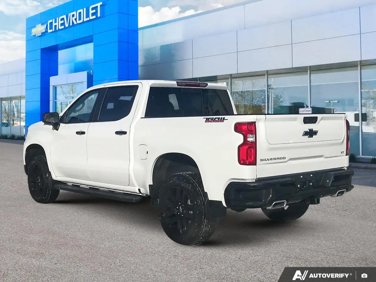 Chevrolet Silverado 1500 снимка Chevrolet Silverado 1500